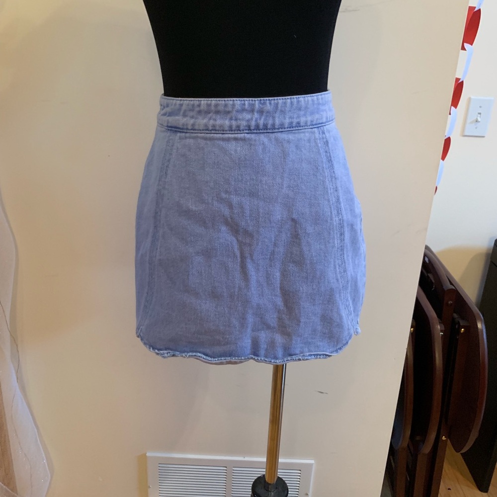 Kendall and Kylie denim skirt